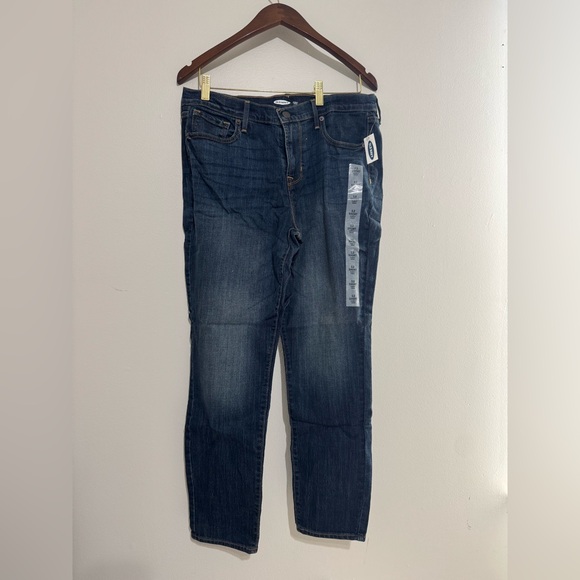 Old Navy Denim - NWT Old Navy Women’s Curvy Skinny size 12 Short Petite Dark Wash
